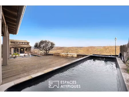 maison de village rénovée au coeur de la cité médiévale