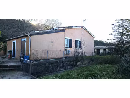 villa t4 de 93 m2 sur 2 229 m2 de terrain