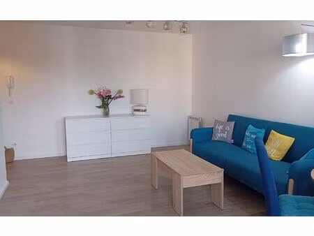 location appartement  57.09 m² t-3 à bailly-romainvilliers  1 095 €