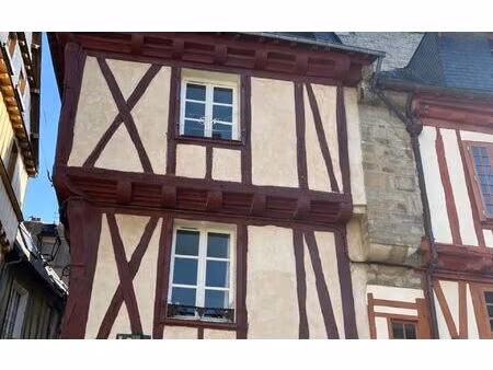 location appartement  m² t-2 à vannes  735 €