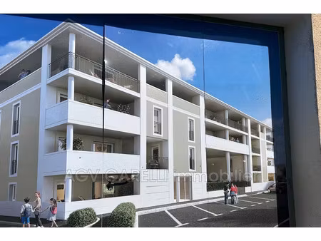 vente appartement 4 pièces 97.84 m² à la londe-les-maures (83250)  525 000 €