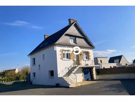 vente maison à santec (29250) : à vendre / 125m² santec