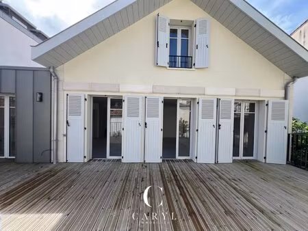 appartement de standing avec terrasse 50 m2  parking - biarritz saint charles