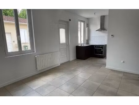 location maison  40.11 m² t-3 à floirac  735 €