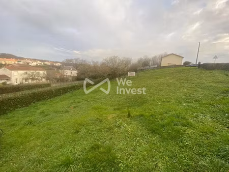 vente terrain 1048 m² à pouzauges (85700)  28 000 €