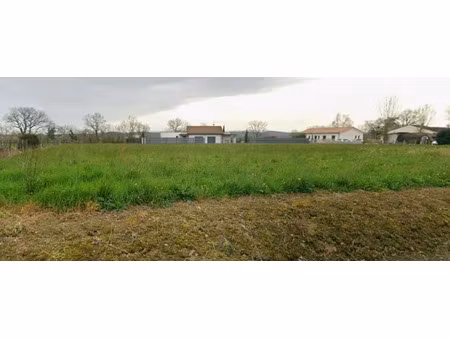 vente terrain 1012 m² à lavelanet-de-comminges (31220)  55 000 €