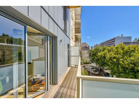 chaville bas limite sèvres - 3 pièces récent avec balcon