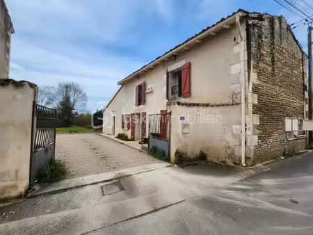 immeuble de rapport – 3 logements – terrain constructible – migné-auxances - cadre nature 