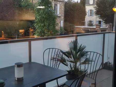 location appartement 2 pièces  42.00m²  le chesnay