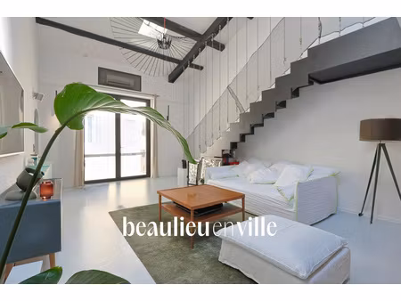 exclusivité vieux-port loft - t4 480 000 eur