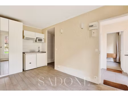 neuilly sur seine - 2 chambres de service 13.53 m² chacune - sectorisation collège et lycé