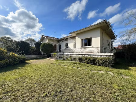 maison à vendre à aureilhan - 6 pièces  146m² sur terrain de 1964 m²