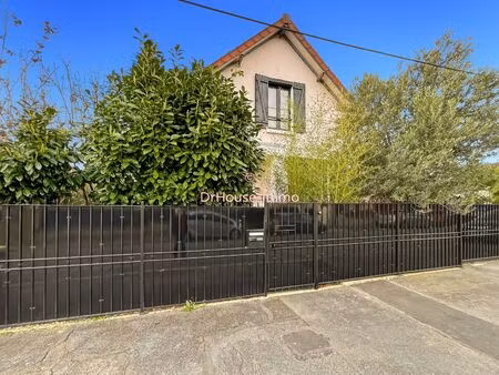 lagny-sur-marne quartier saint-laurent  maison de caractère avec piscine