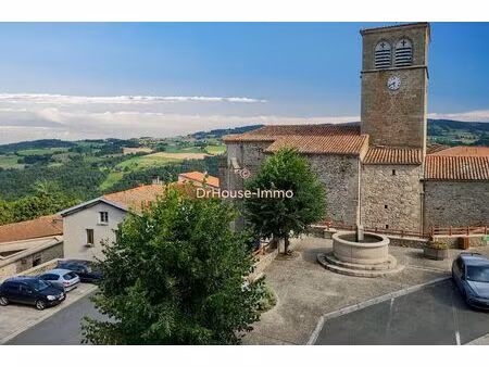 à 25 min de montbrison maison de village 212 m² avec extérieur