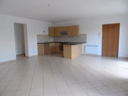 a louer t3 de 72 m²