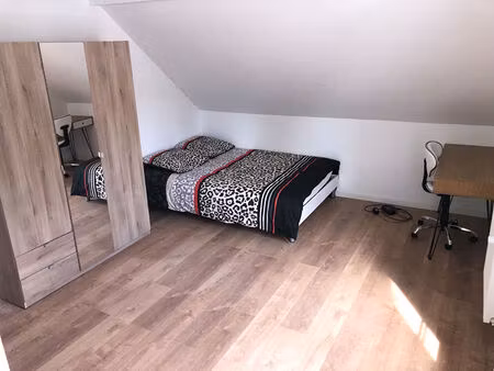 'spécial étudiant' chambre meublé de 16.13 m² avec salle d'eau et wc