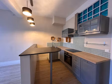 studio à louer 29 m² - hypercentre saint-germain-en-laye