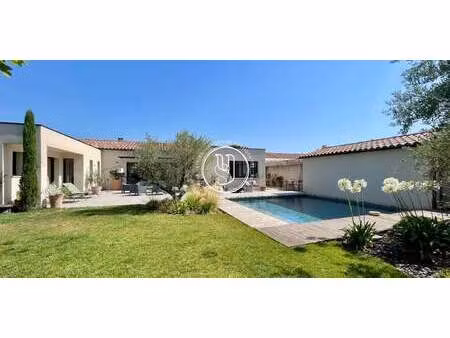 maison avec piscine et terrasse saint-rémy-de-provence (13)