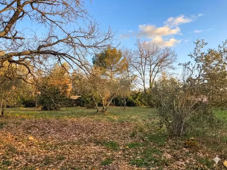 vente terrain 1700 m² à brignoles (83170)  190 000 €