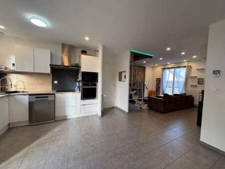 vente maison à la suze-sur-sarthe (72210) : à vendre / 76m² la suze-sur-sarthe