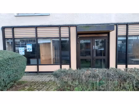 vente locaux professionnels 90 m² à saint-flour (15100)  71 000 €