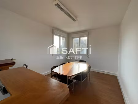 vente locaux professionnels 5 pièces 130 m² à la rochelle (17000)  391 310 €