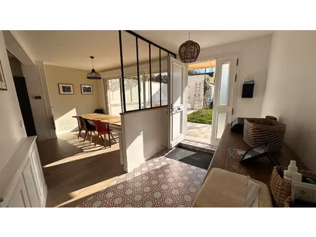 maison 5 pièce(s) 407 m2