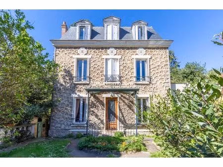 maison petit val - 4/5 ch - 190 m2 - terrain 1100 m2