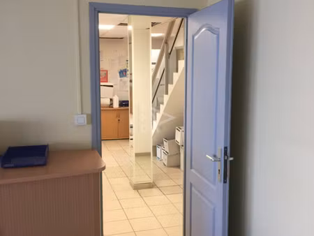 location bureau petite synthe  139m² 8 pièces 1 650€ nord