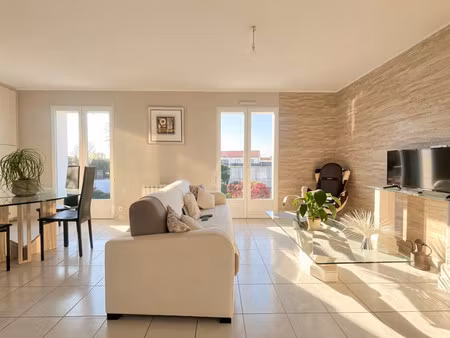 vente maison sainte flaive des loups  70m² 4 pièces 194 000€ avec garage