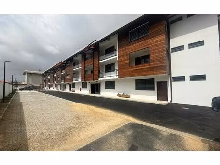 location appartement  m² t-1 à cayenne  726 €