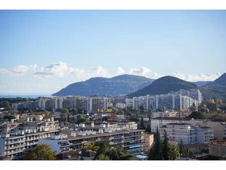 vue mer panoramique – duplex esprit maison – terrasse – garage – zéro charge