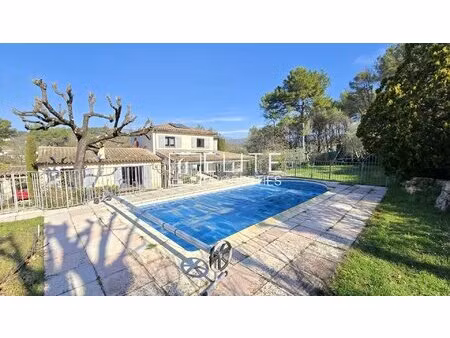 maison 6 pièces de 200 m² au calme + piscine – mouans-sartoux