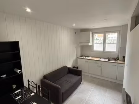 location meublée appartement 2 pièces 22 m² à fontaine (38600)  475 €