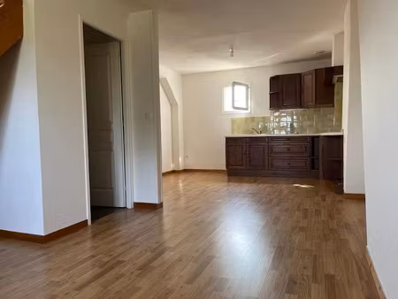 location appartement 2 pièces 33 m² à mesnils-sur-iton (27240)  470 €