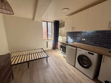location appartement 1 pièce 14 m² à beauvais (60000)  390 €