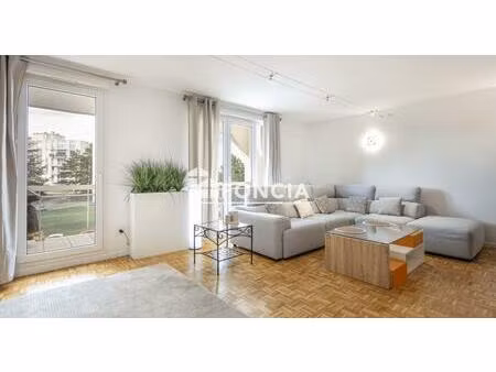 bel appartement en duplex rénové avec vue dégagée - prêt à emménager