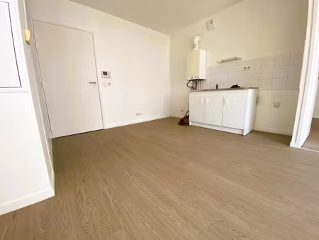 beau t2 lumineux dans le centre ville