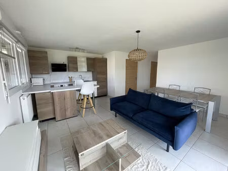 location appartement 3 pièces 68 m² à maîche (25120)