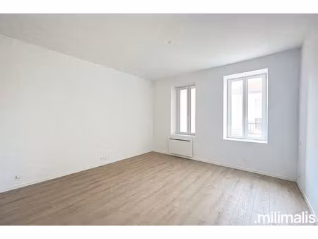 t3 rénové avec terrasse