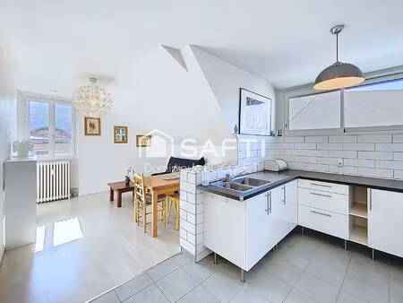 t3 en plein centre de villard de lans