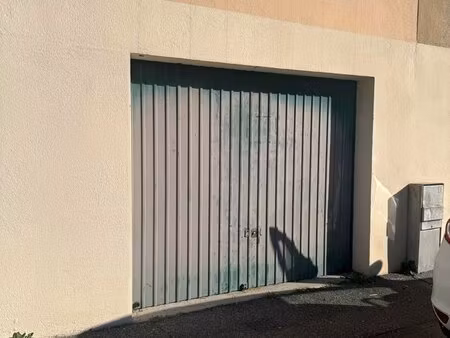 aix-en-provence - garage privatif - secteur sud