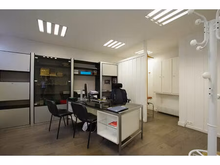 local commercial à vendre - arcueil - 97 21 m² en rez-de-chaussée + 51 46 m² de sous-sol