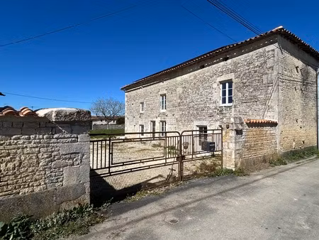 vente maison rénovée 4 chambres avec dépendance  garage et performance énergétique a – pro