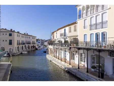 port grimaud – appartement 88 m² avec amarrage – fort poten