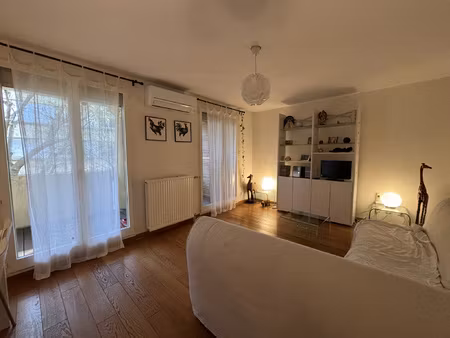 appartement t2 avec loggia et parking à vendre à montpellier