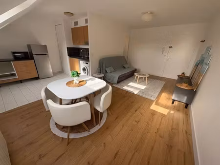 location meublée appartement 1 pièce 30 m² à moret-loing-et-orvanne (77250)  700 €