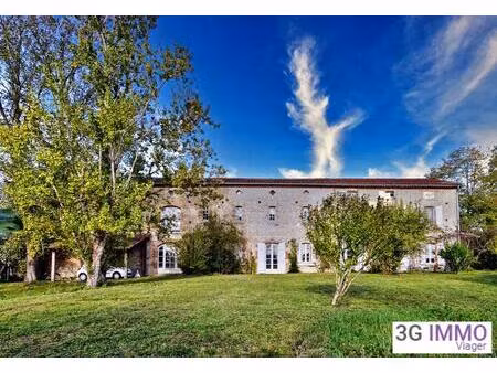 corps de ferme 15 pièces