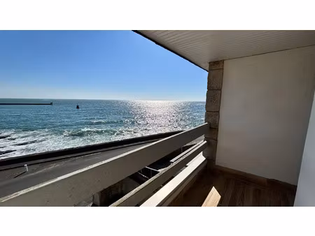 vente appartement 3 pièces bord de mer à guilvinec (29730) : à vendre 3 pièces bord de mer