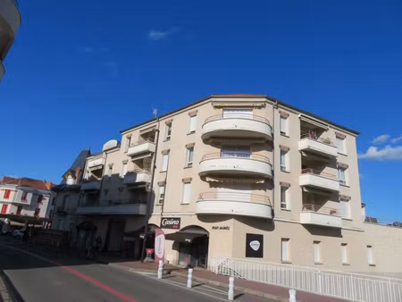 jeanne d'arc - t3 avec balcon et parking